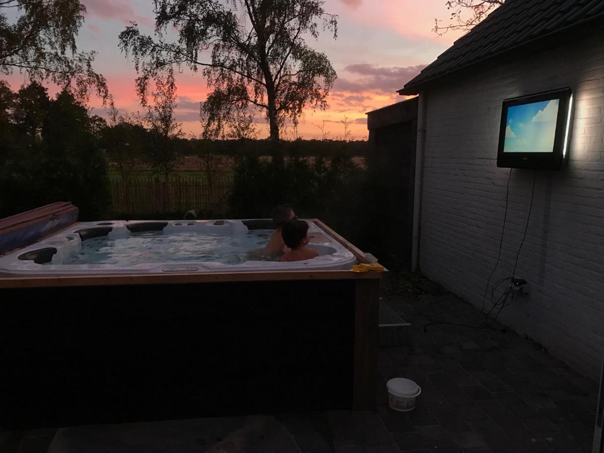Bed & Breakfast De Zandhoef Еерсел Екстериор снимка